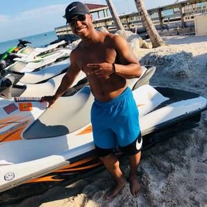 Meet your Posher, Donnell